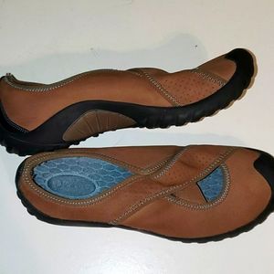 Privo women's 8 1/2 leather slip sandle shoes
